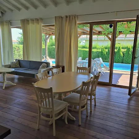 Willa Casablanca With Private Pool